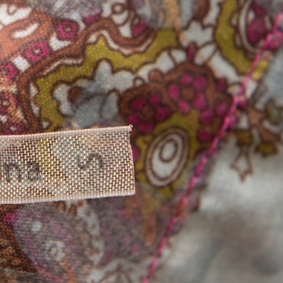 Aratta Blouse Button Front Top Paisley Floral Mix Media Brown Wine Size Small - Picture 6 of 7